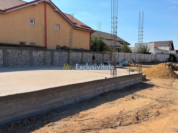 Casă individuală cu 5 camere cu Canalizare în Bariera Vâlcii