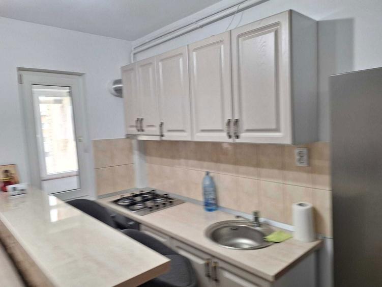 Garsoniera de inchiriat - 3