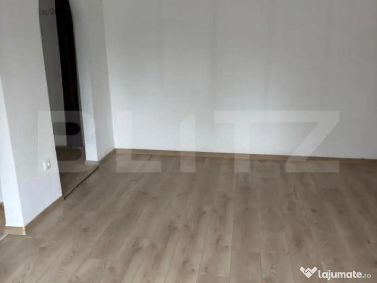 Spa?iu comercial de inchiriat | 44 mp | Vad pietonal inten - 4