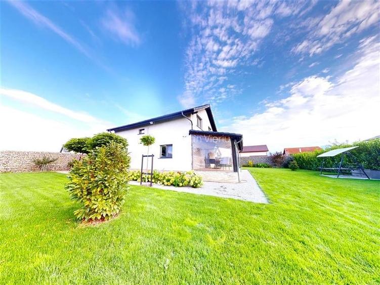 Tur 3D! Vila individuala cu tehnologie smart, teren 1.000 mp, Tarlungeni, Brasov
