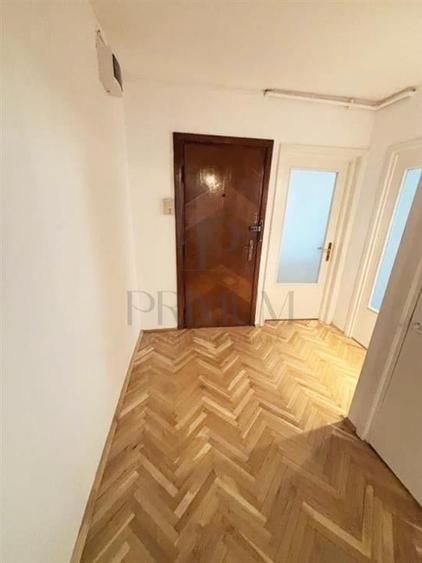 SAGUNA - 3 Cam - Decom - Centrala Proprie - 2 Bai - 3 Boxe - Garaj - ETAJ 1 - 5