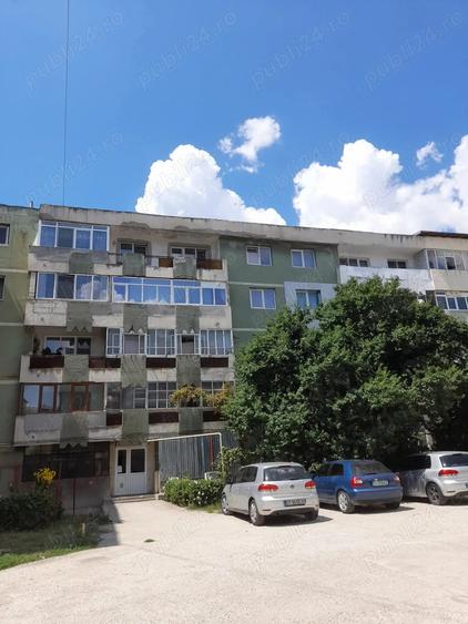 apartament 3 camere et4 - 1