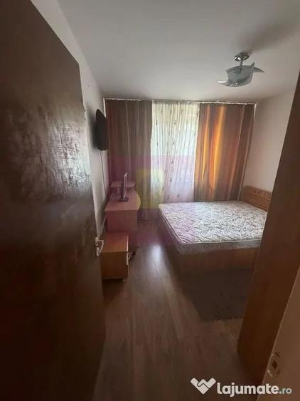 Apartament cu 3 camere decomandat în Crângași