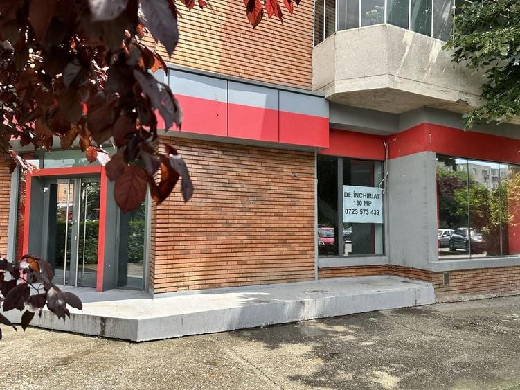Spațiu comercial, de 130 mp, în Aradului