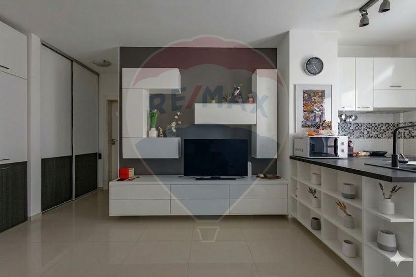 Apartament modern 2 camere + parcare privată | Bloc nou - 1