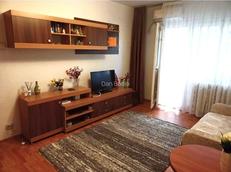 Garsoniera decomandata 5 min M Lujerului DB1239