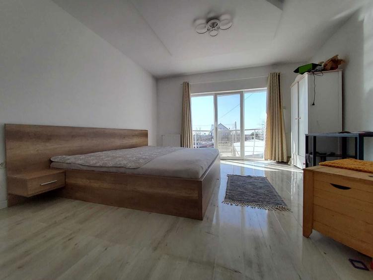 Inchiriez Vila 7 camere + 5 bai - 3