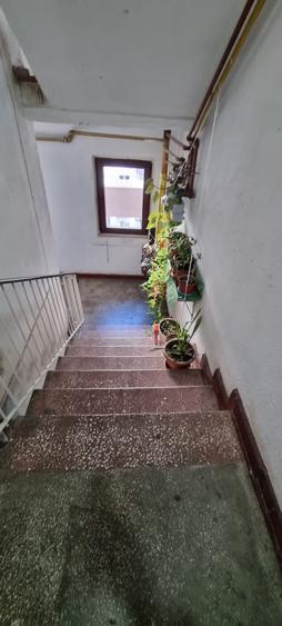 Piața Gorjului, bloc anvelopat, gaz separat, - 17