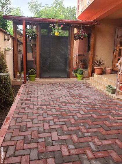 Vila de vanzare.teren 390mp. - 5