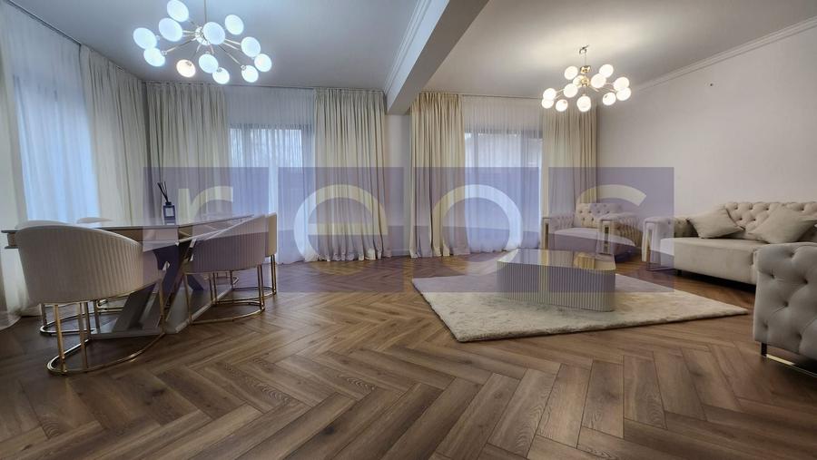 VANZARE VILA ELEGANTA | 6 CAMERE| 163 MP UTILI | STRAULESTI - 1