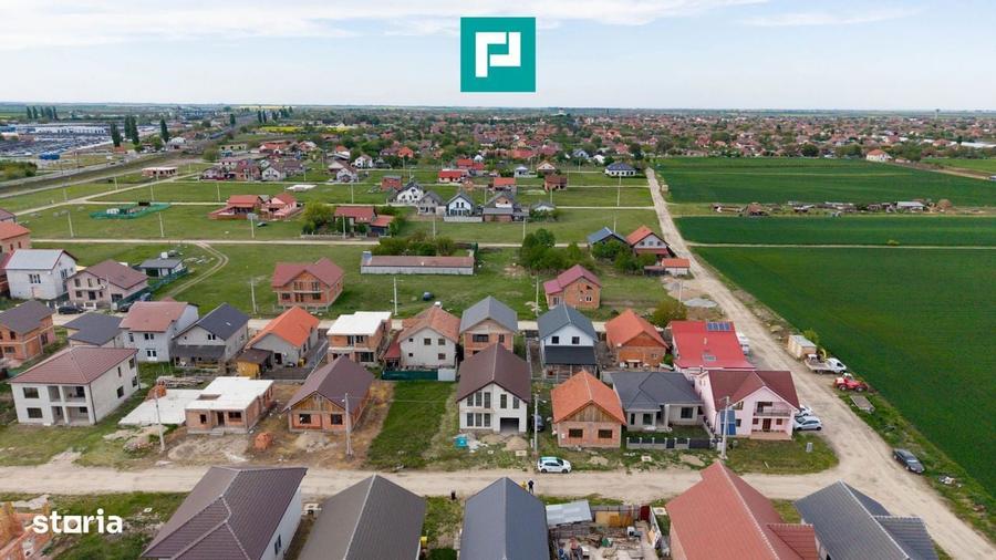 Casa impunatoare la gri in Curtici - 12