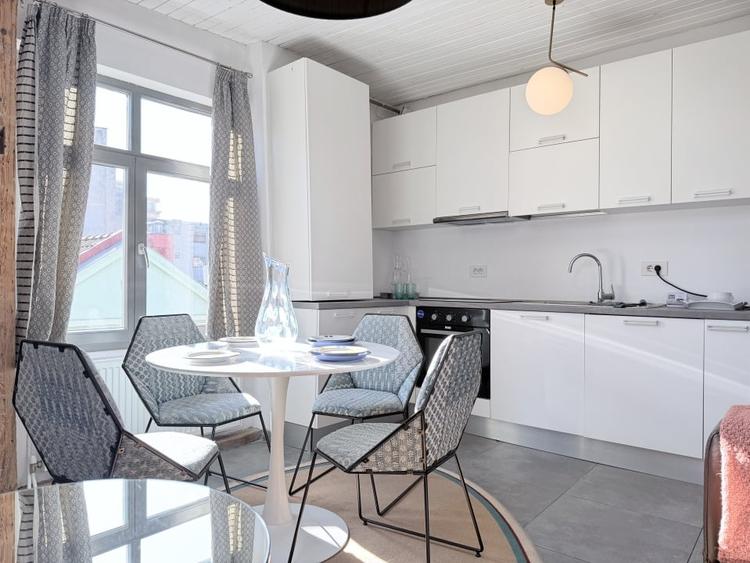 Apartament boem la mansardă, clădire istorica | Comision 0% - 10