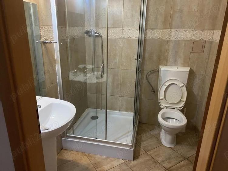 Inchiriez camera la casa - 3