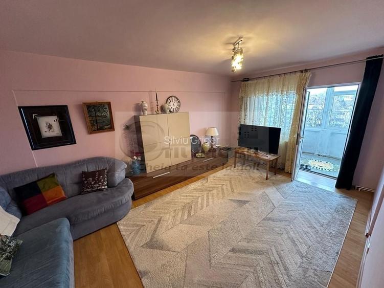 Apartament 97 mp, 4 camere decomandat, CUG-Selgros – 165.000 €