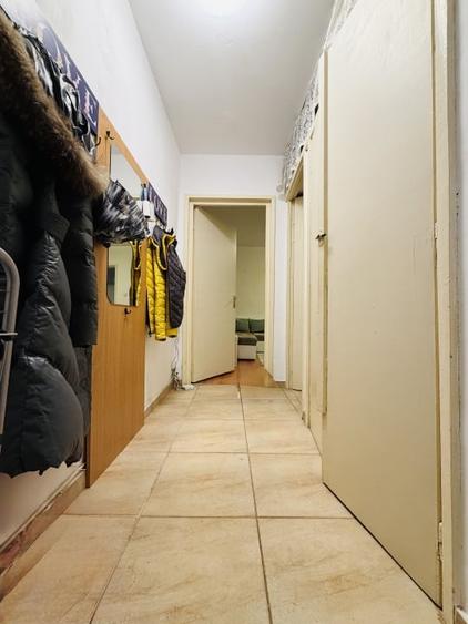 Apartament 3 camere,  semidecomandat, 50 mp, parter, zona Dacia - 9