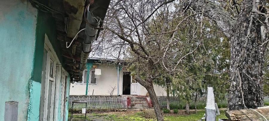 Teren + Casa batraneasca de vanzare sat Alde?ti, jude?ul Gala?i - 2