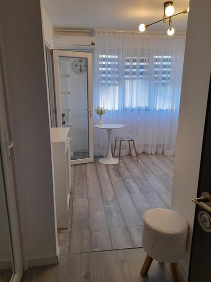 Garsoniera, moderna, intre metrou Gorjului si Pacii, str Apusului - 17