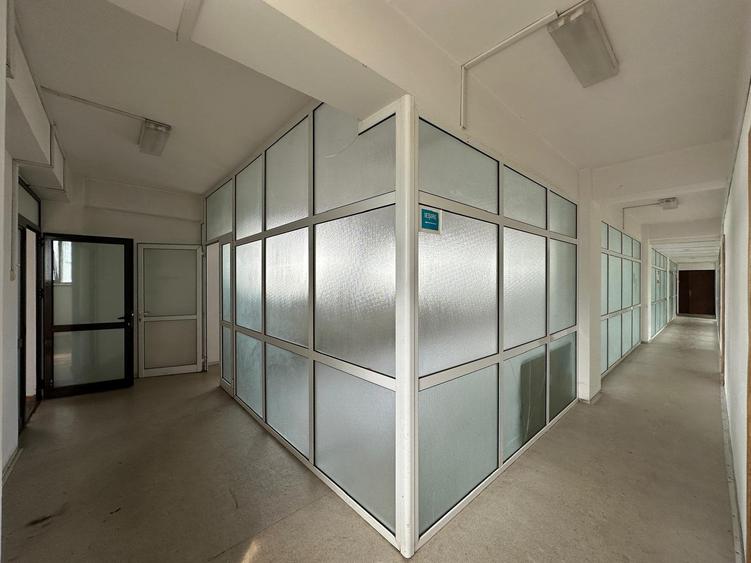 Cladire 982mp, zona Nicolina - str. Frumoasa 6 - 9