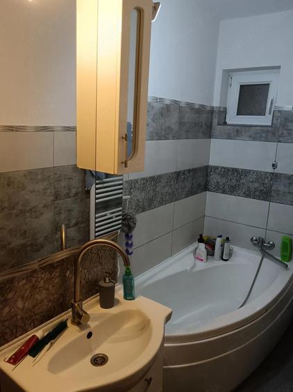 Vand apartament cu 2 camere decomandat, s.t. 67,63 mp Micro 18 - 2