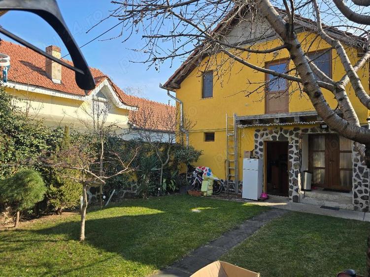 Vand vila P+M , zona Cantemir-Salca, constr 2014, , SC-194 mp, teren 270, gaz - 19