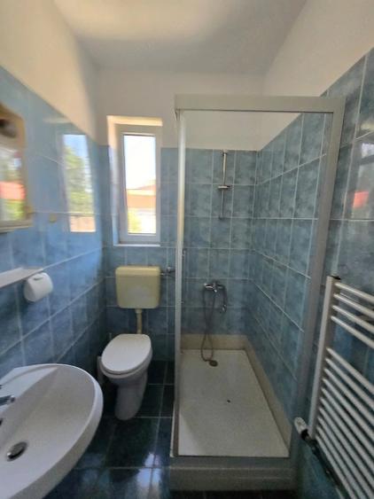 Casă cu 7 camere cu Teren 600 Mp în Șagului