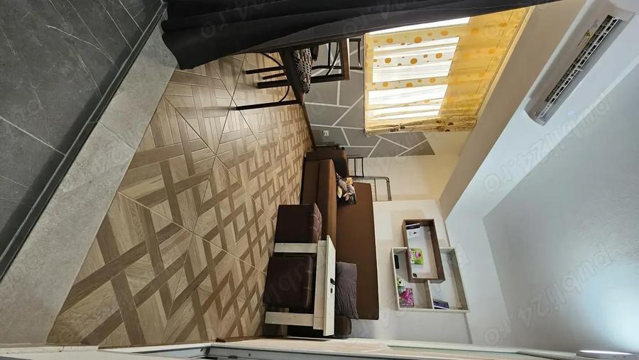 Vand apartament ultra central Corabia - 1