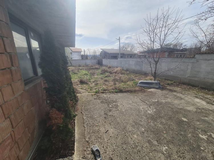 De vanzare casa banesti .. - 2