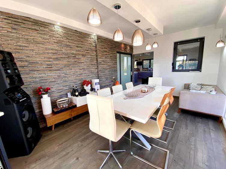 Vila cu piscina , 1200 mp teren - 6