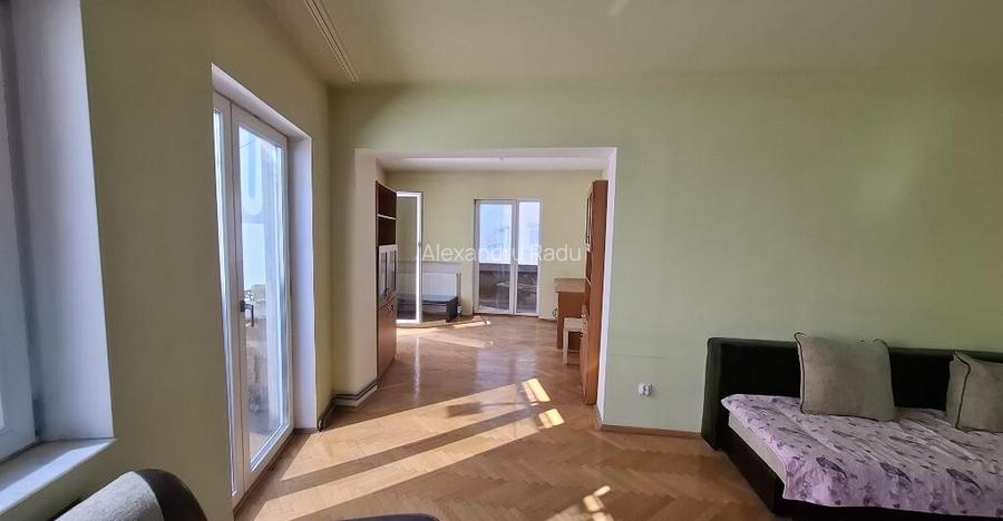 [PIATA DOROBANTI] Apartament cu 3 camere -89 MP- Centrala Proprie