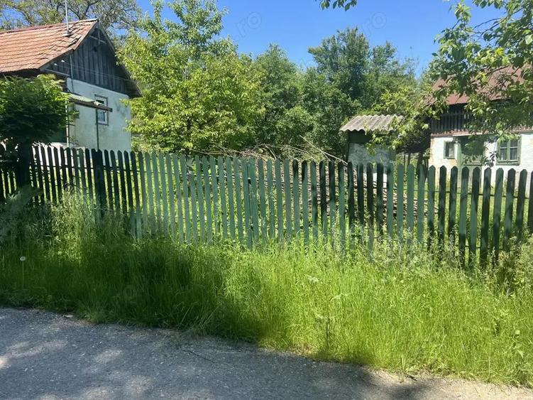 Casa ?i teren de vinzare - 11