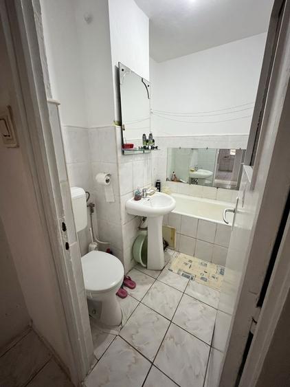 Vand apartament cu 3 camere decomandat - 4