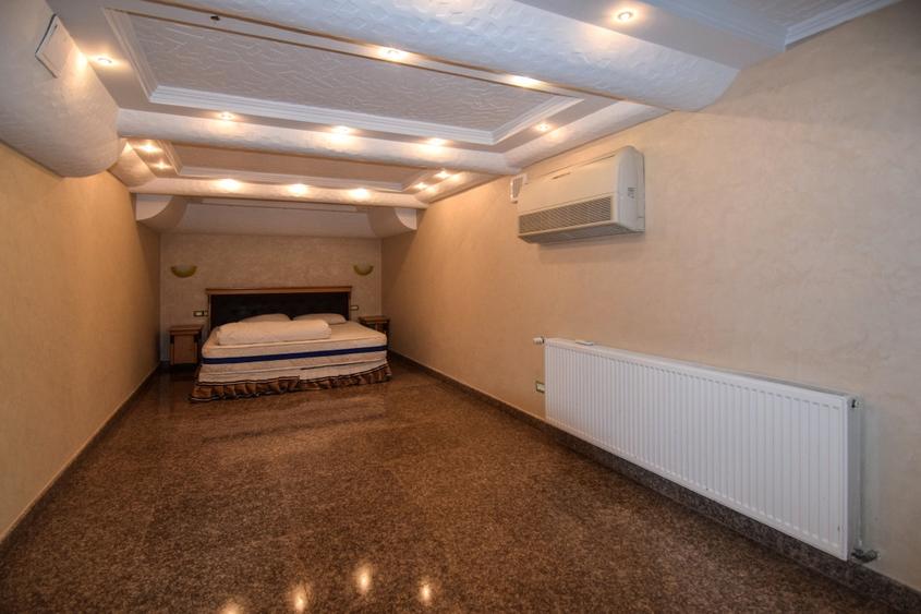 Apartament-Faleza Nord,Constanta - 4 Camere, 220mp, Plaja la Doar 2 Min - 7