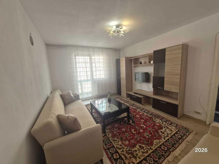Proprietar inchiriez 2 camere zona M. Viteazu - linistit - 1