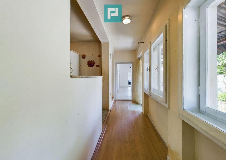 Casa cu 4 camere in Cruceni - 6