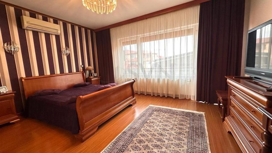 REV2005485 Vila de vanzare 5 camere l Cartier 23 August l Titan - 9