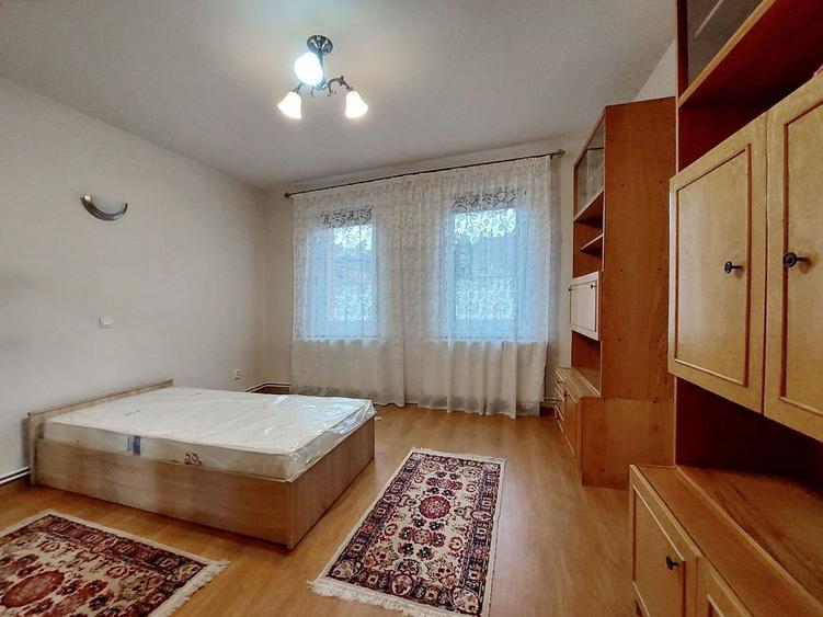 Corp de Casa Inchiriere - Centrul Civic - 2