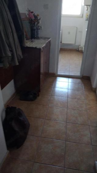 Vand apartament cu o camera, 29mp, Galati - 4