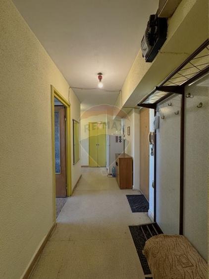 Apartament 3 camere I de renovat - Sos Colentina, Mol Colentina - 5