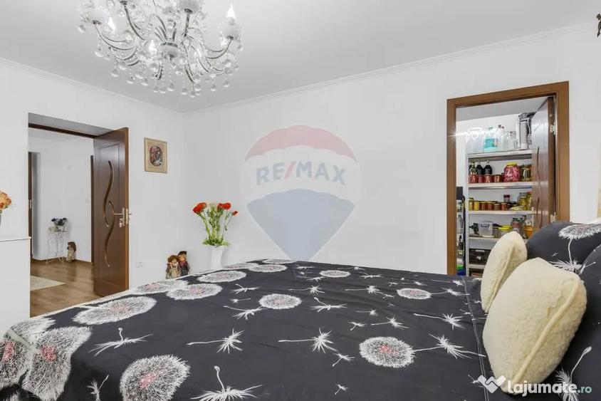 Casa noua pe colt si teren 1079 mp de vanzare in Macea,Arad - 4