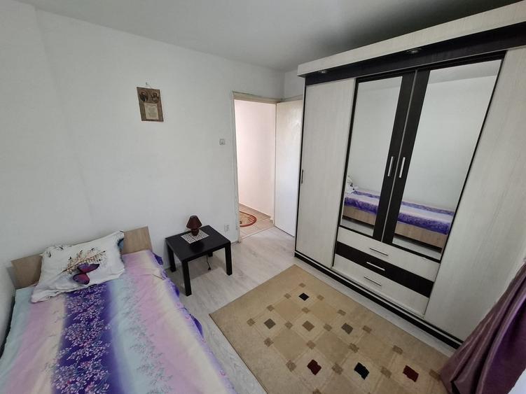 Berceni, Huedin, Straja, stradal - 1