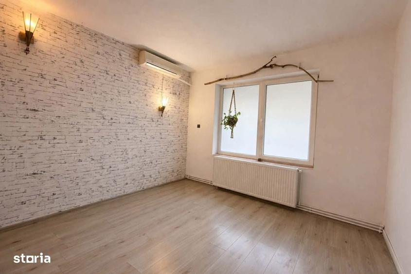 Vand spatiu comercial la parter, suprafata utila 80 mp, 2 bai - 3