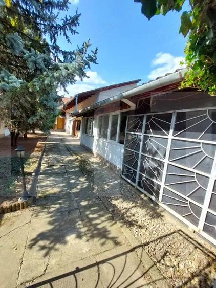 Casa de vanzare, zona Gradi?te - 4