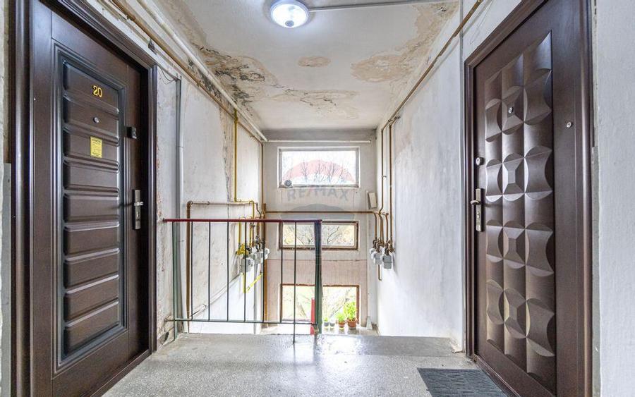 COMISION 0%| DE VANZARE| APARTAMENT 2 CAMERE| LOC DE PARCARE - 3