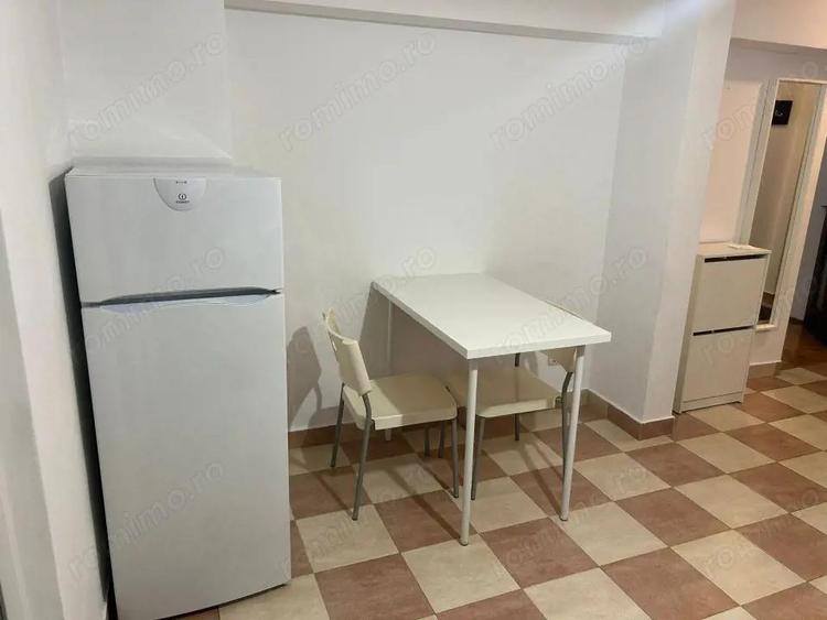 Garsonier Spatioasa - 40 mp / 5 minute Metrou Muncii / Decebal-Calea Calarasilor - 6