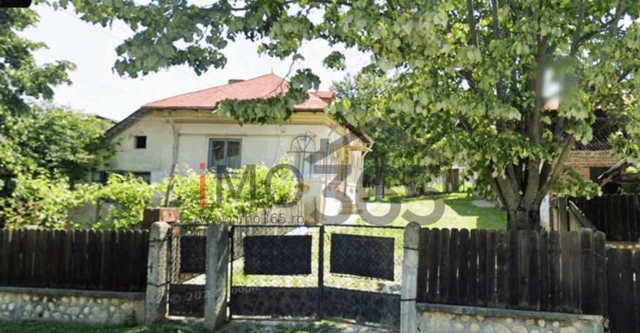 Casa veche si teren Izvorani - toate utilitatile - 1