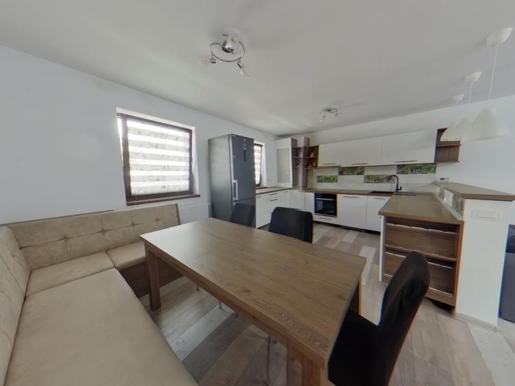 De vanzare casa saseasca renovata si mobilata cu suflet - 7