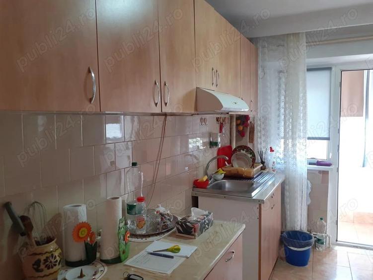 Vanzare Apart. 2 cam. cf.1 dec.,et.4, spraf.utila 50.45, balcon de 7.ml, str. Randunicii Zona Obor - 5