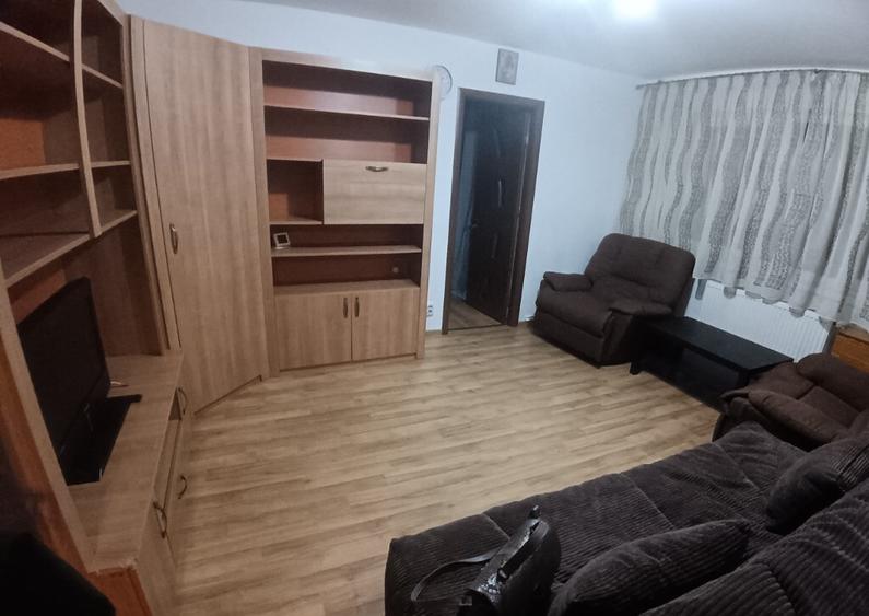Apartament cu 3 Camere in George Enescu - 2