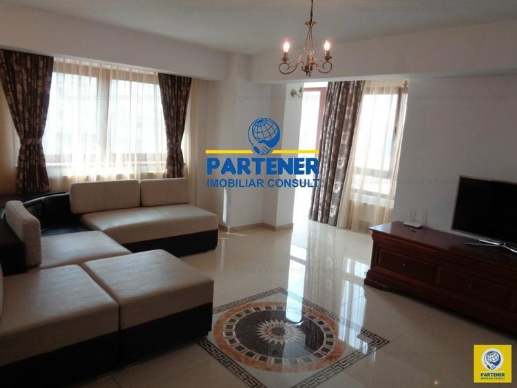 Apartament 3 camere, Centru, etaj 2, mobilat, centrala - 1