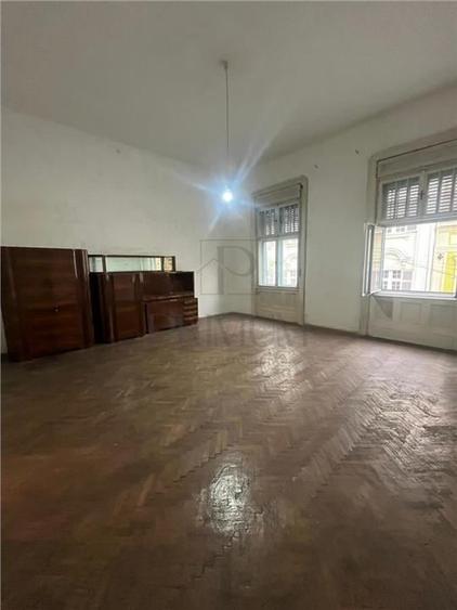 ULTRACENTRAL - UNIRII - ETJ.1 - APARTAMENT SPATIOS - 2 CAM - BOXA - clădire - 2